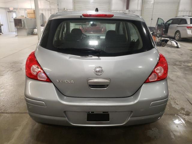 3N1BC1CP0AL411310 - 2010 NISSAN VERSA S SILVER photo 6