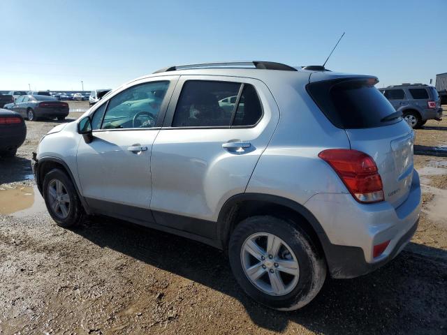 KL7CJPSMXNB560460 - 2022 CHEVROLET TRAX 1LT SILVER photo 2