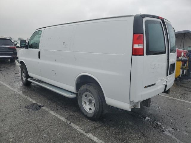 1GCWGAFP5P1125774 - 2023 CHEVROLET EXPRESS G2 WHITE photo 2