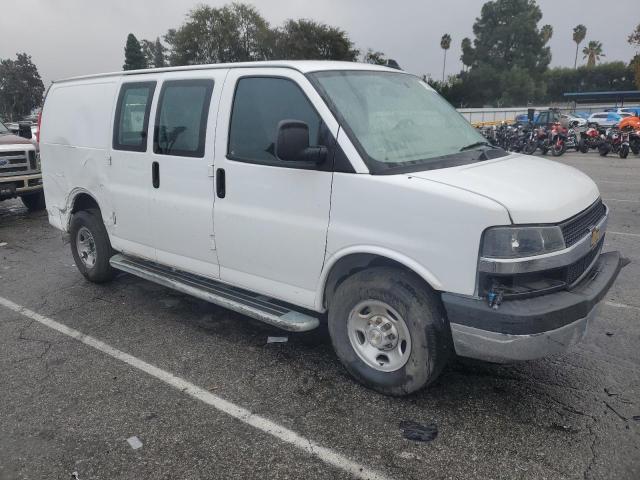 1GCWGAFP5P1125774 - 2023 CHEVROLET EXPRESS G2 WHITE photo 4