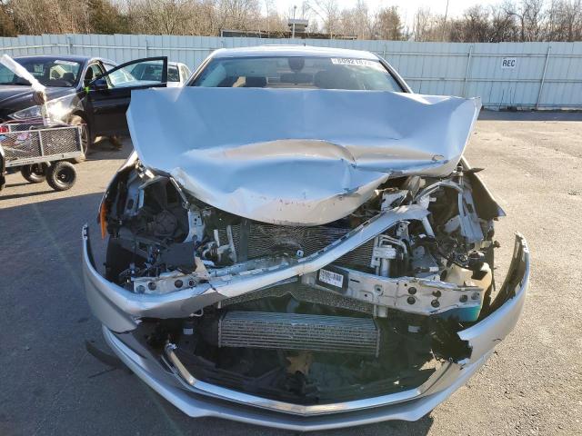 1G1BC5SM2J7166972 - 2018 CHEVROLET CRUZE LS SILVER photo 5