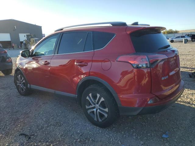 2T3BFREVXHW572393 - 2017 TOYOTA RAV4 LE 红色 照片 2