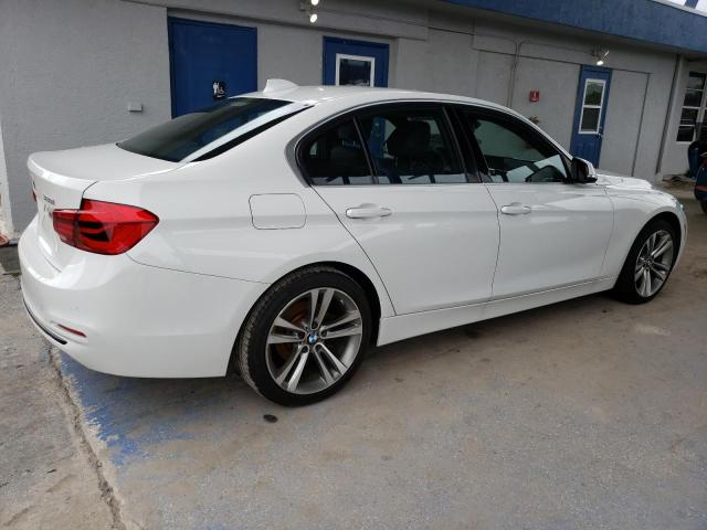 WBA8D9C59JEM32574 - 2018 BMW 330 XI თეთრი ფოტო 3