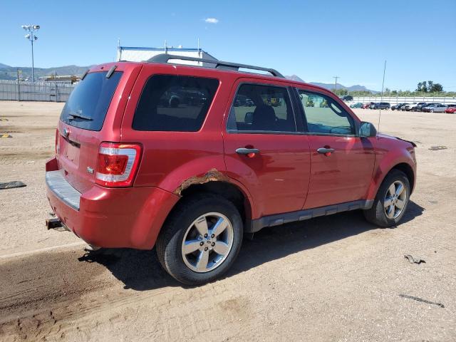 1FMCU9DGXCKB00933 - 2012 FORD ESCAPE XLT წითელი ფოტო 3