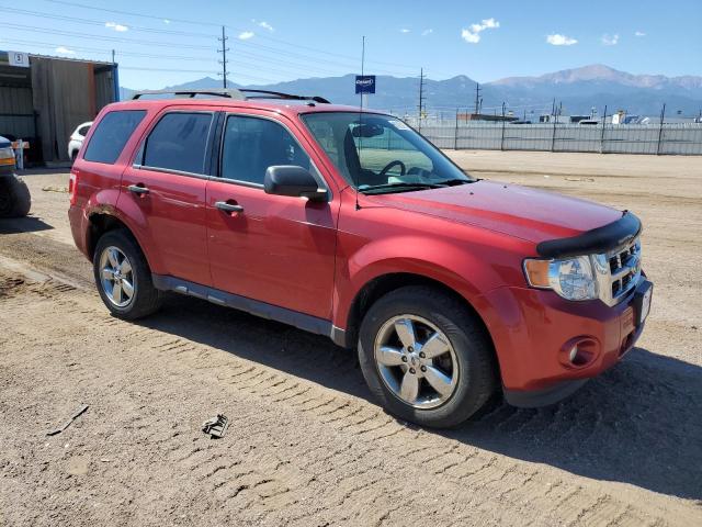 1FMCU9DGXCKB00933 - 2012 FORD ESCAPE XLT წითელი ფოტო 4