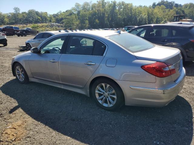 KMHGC4DD4CU177556 - 2012 HYUNDAI GENESIS 3.8L Сріблястий фото 2