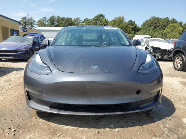 5YJ3E1EA8PF437911 - 2023 TESLA MODEL 3 Grau Foto 5