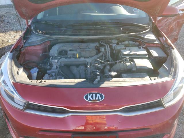 3KPA24AD7ME415580 - 2021 KIA RIO LX RED photo 11