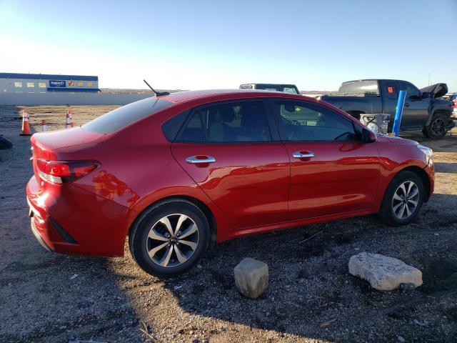 3KPA24AD7ME415580 - 2021 KIA RIO LX RED photo 3
