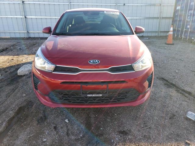 3KPA24AD7ME415580 - 2021 KIA RIO LX RED photo 5