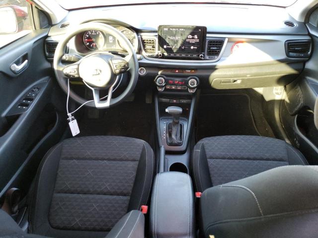 3KPA24AD7ME415580 - 2021 KIA RIO LX RED photo 8