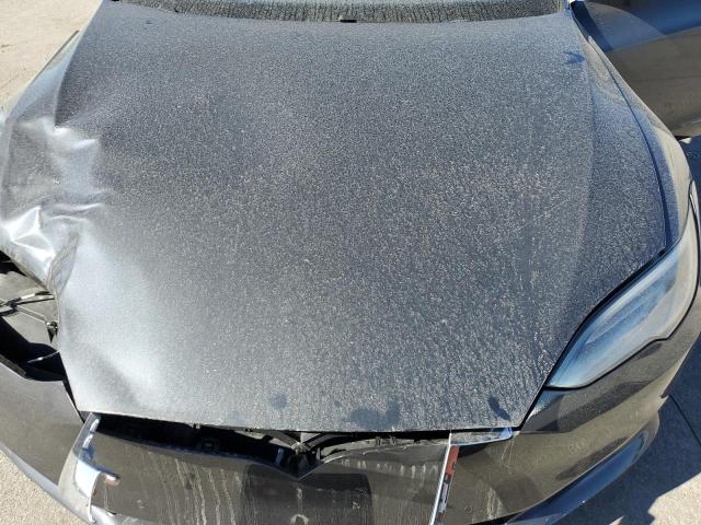 5YJSA1E10GF160162 - 2016 TESLA MODEL S GRAY photo 12