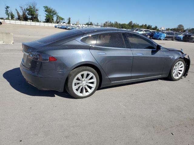5YJSA1E10GF160162 - 2016 TESLA MODEL S GRAY photo 3