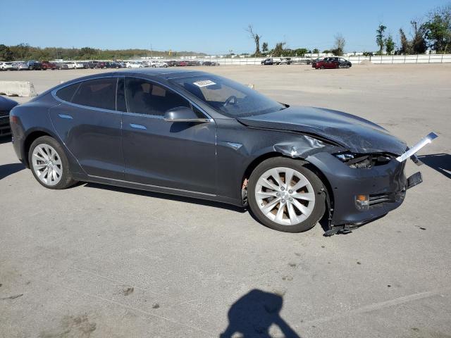5YJSA1E10GF160162 - 2016 TESLA MODEL S GRAY photo 4