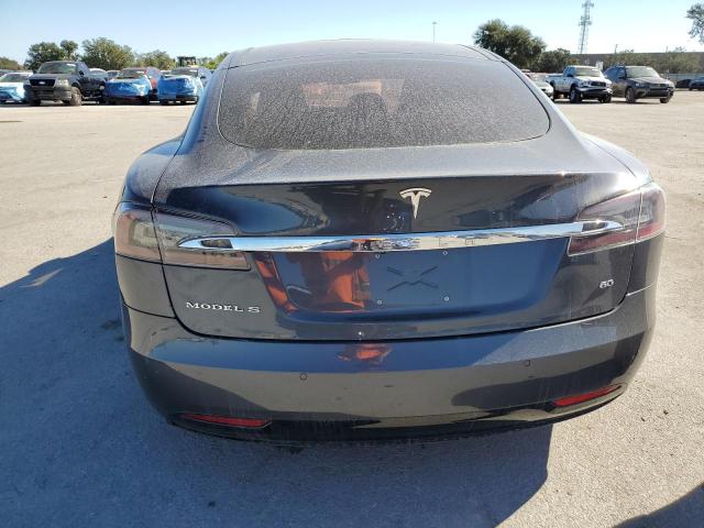5YJSA1E10GF160162 - 2016 TESLA MODEL S GRAY photo 6