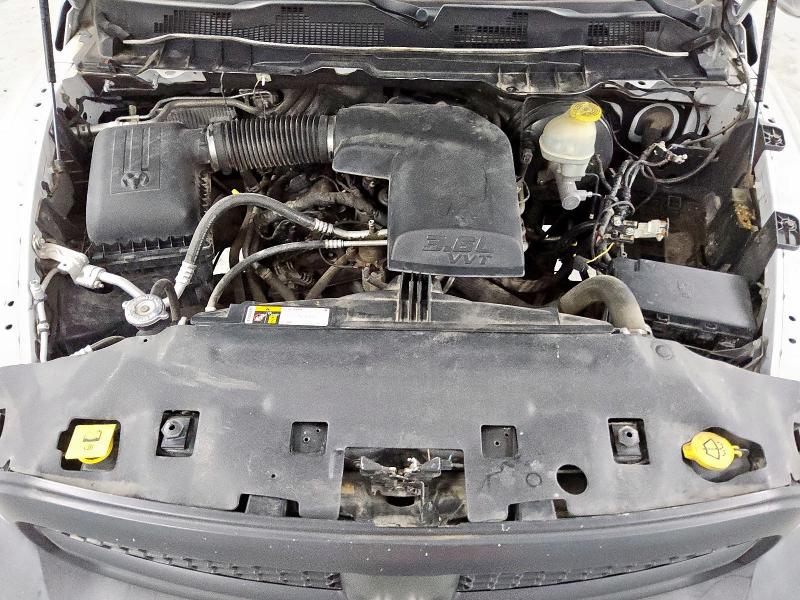 3C6JR6DG8HG768716 - 2017 RAM 1500 ST Ağ foto 11