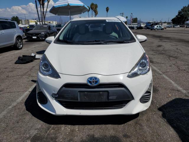 JTDKDTB33G1123348 - 2016 TOYOTA PRIUS C WHITE photo 5