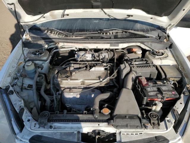 JA3AJ26E84U604473 - 2004 MITSUBISHI LANCER ES WHITE photo 11