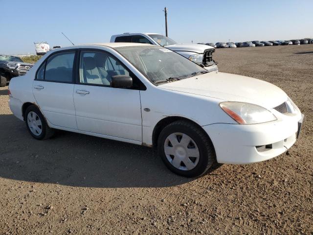 JA3AJ26E84U604473 - 2004 MITSUBISHI LANCER ES WHITE photo 4