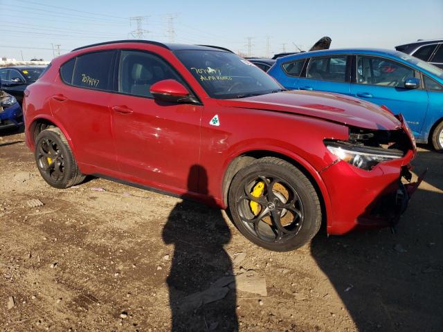 ZASFAKEV1J7C23820 - 2018 ALFA ROMEO STELVIO QUADRIFOGLIO RED photo 4