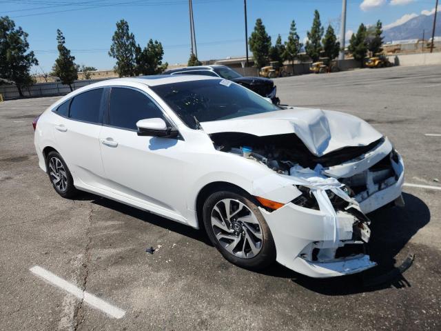 19XFC2F71JE207538 - 2018 HONDA CIVIC EX WHITE photo 4
