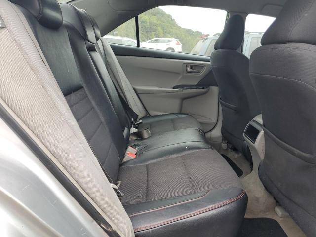 4T1BF1FK4HU626060 - 2017 TOYOTA CAMRY LE SILVER photo 10