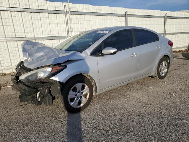 KNAFK4A67G5520561 - 2016 KIA FORTE LX SILVER photo 1