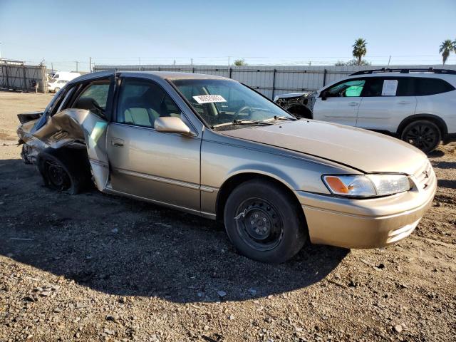 4T1BG22K5WU846362 - 1998 TOYOTA CAMRY CE TAN photo 4