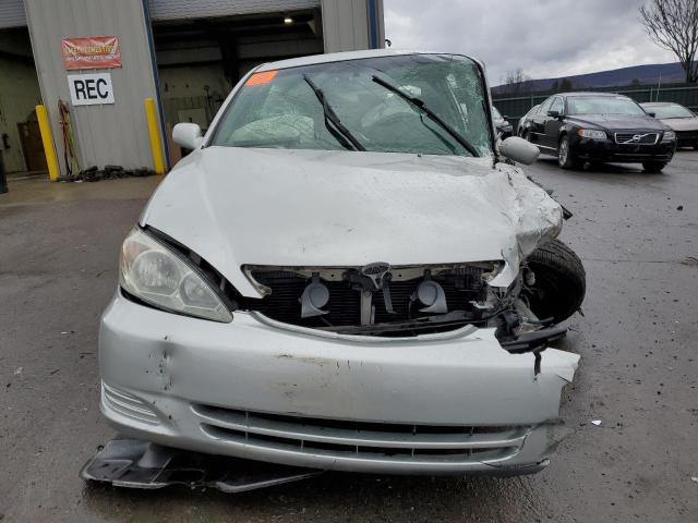 4T1BE32K53U701846 - 2003 TOYOTA CAMRY LE SILVER photo 5