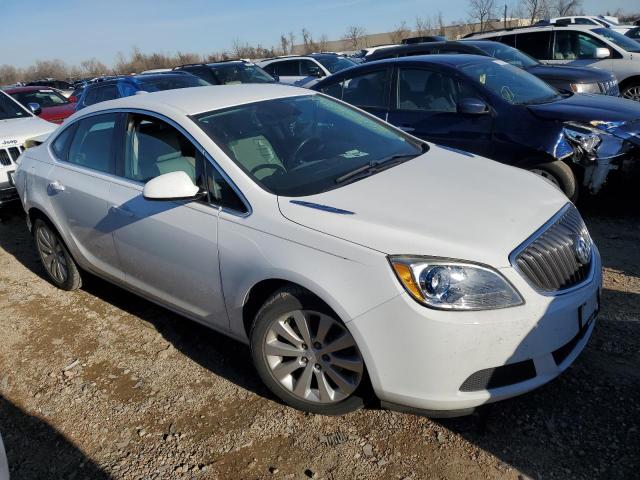 1G4PP5SK2F4219948 - 2015 BUICK VERANO WHITE photo 4