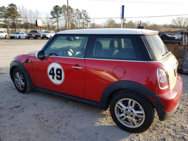 WMWSU3C50BTX95751 - 2011 MINI COOPER RED photo 2