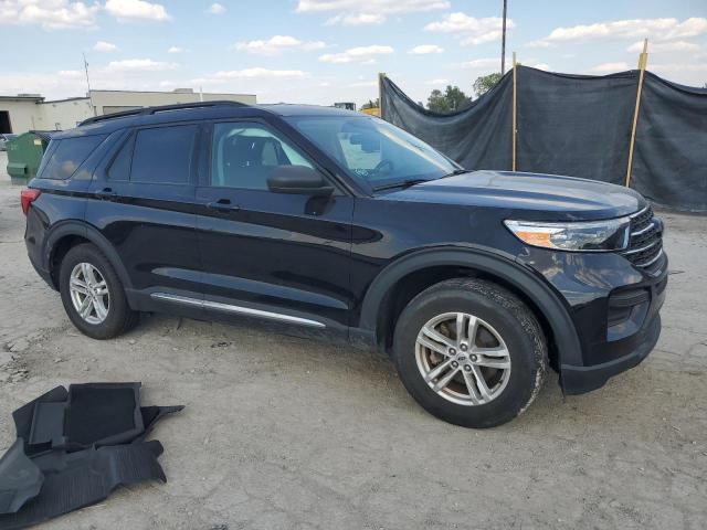 1FMSK8DH9MGB42082 - 2021 FORD EXPLORER XLT BLACK photo 4