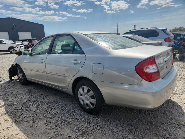 4T1BE32K53U190297 - 2003 TOYOTA CAMRY LE SILVER photo 2