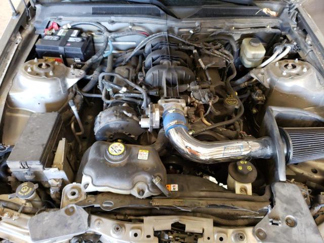 1ZVFT84N755199030 - 2005 FORD MUSTANG GRAY photo 11