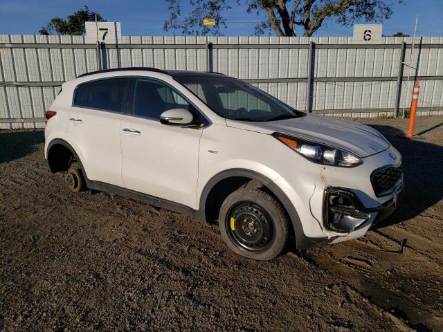 KNDP6CAC4L7653871 - 2020 KIA SPORTAGE S WHITE photo 4