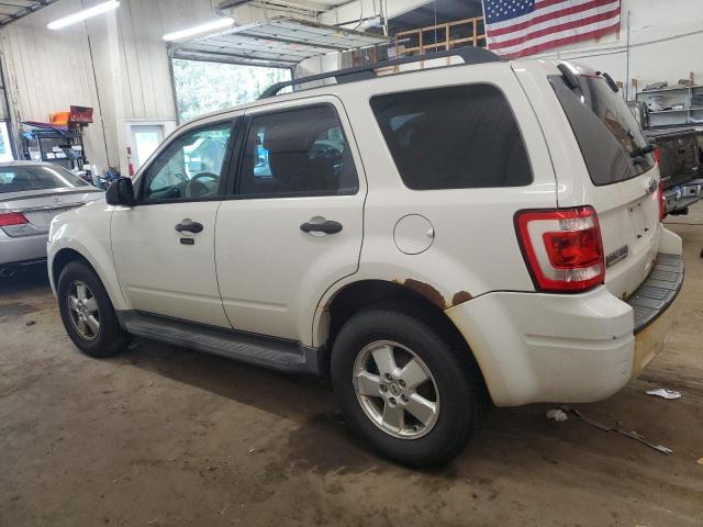 1FMCU9D7XCKB93016 - 2012 FORD ESCAPE XLT WHITE photo 2