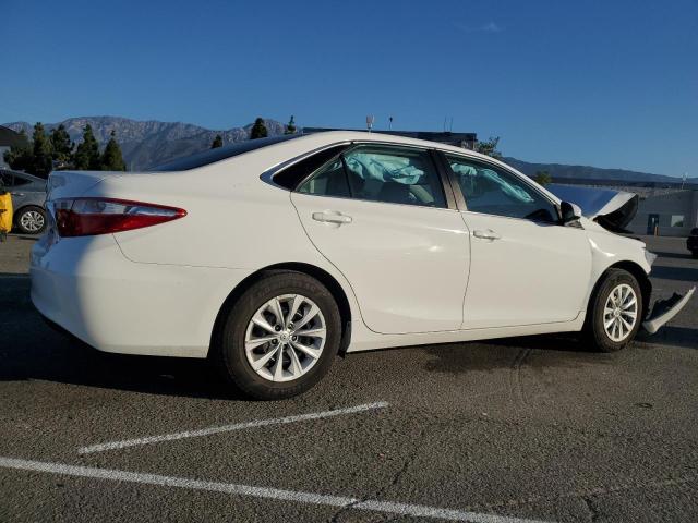 4T4BF1FK0GR570204 - 2016 TOYOTA CAMRY LE WHITE photo 3