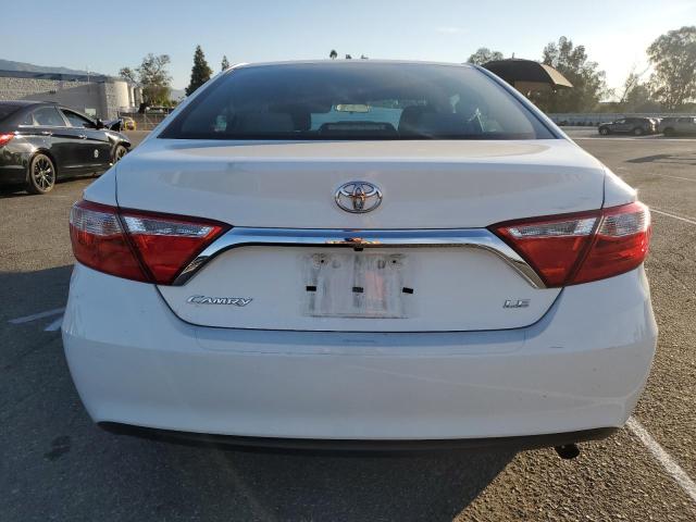 4T4BF1FK0GR570204 - 2016 TOYOTA CAMRY LE WHITE photo 6