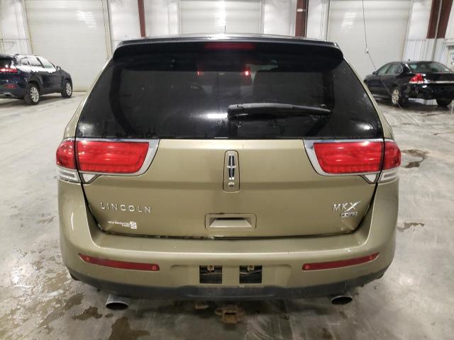 2LMDJ8JK2DBL00012 - 2013 LINCOLN MKX GREEN photo 6