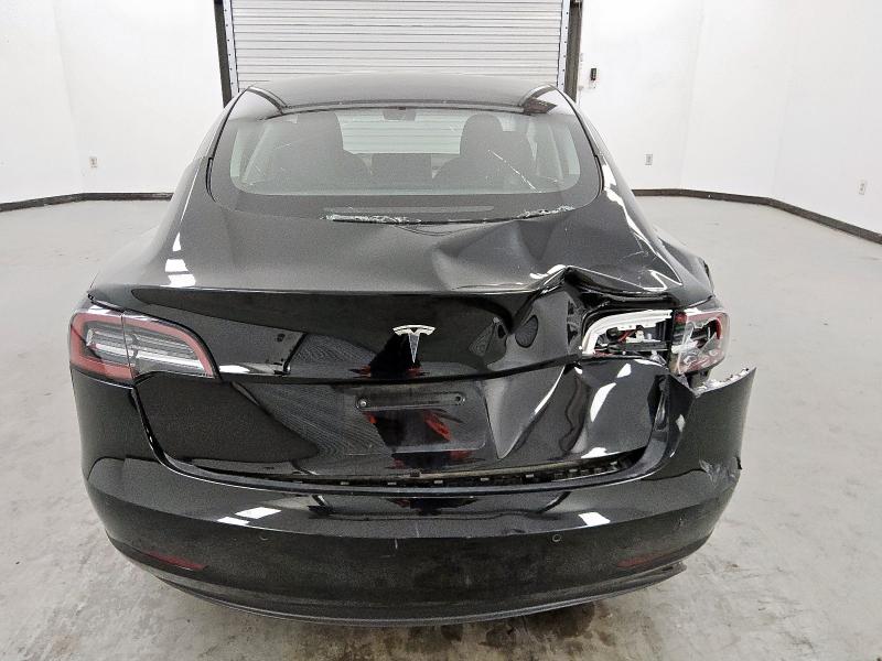 5YJ3E1EA5NF372092 - 2022 TESLA MODEL 3 შავი ფოტო 6