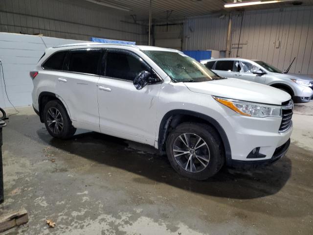 5TDJKRFH4GS258903 - 2016 TOYOTA HIGHLANDER XLE WHITE photo 4