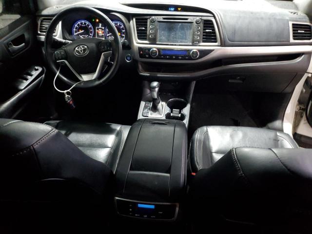 5TDJKRFH4GS258903 - 2016 TOYOTA HIGHLANDER XLE WHITE photo 8