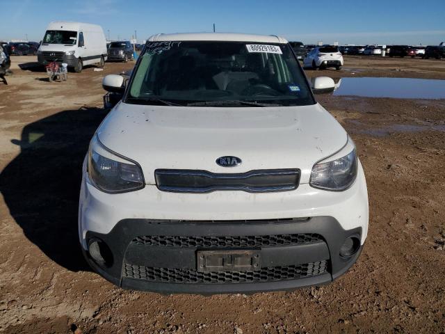 KNDJN2A24J7896412 - 2018 KIA SOUL WHITE photo 5