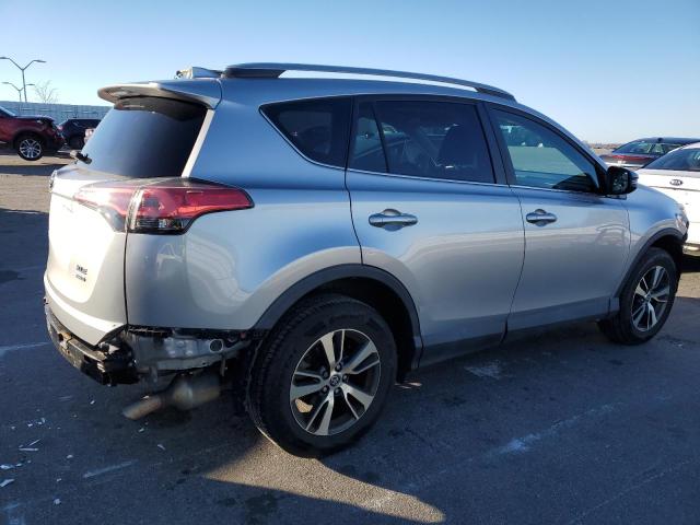 2T3RFREV4HW640301 - 2017 TOYOTA RAV4 XLE SILVER photo 3