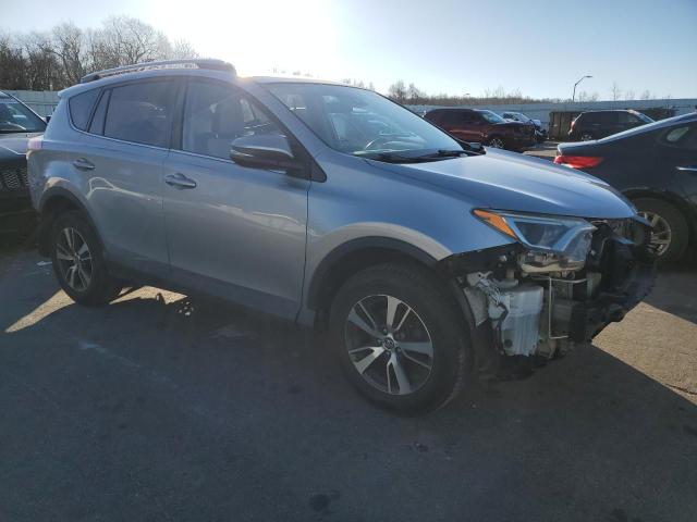 2T3RFREV4HW640301 - 2017 TOYOTA RAV4 XLE SILVER photo 4