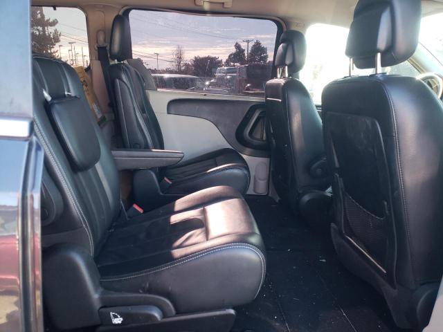 2C4RC1CG3CR151079 - 2012 CHRYSLER TOWN & COU TOURING L GRAY photo 11