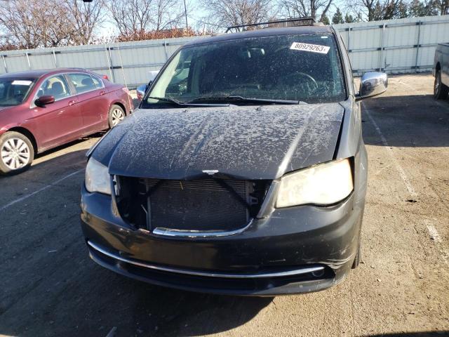 2C4RC1CG3CR151079 - 2012 CHRYSLER TOWN & COU TOURING L GRAY photo 5