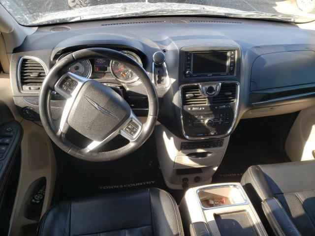 2C4RC1CG3CR151079 - 2012 CHRYSLER TOWN & COU TOURING L GRAY photo 8