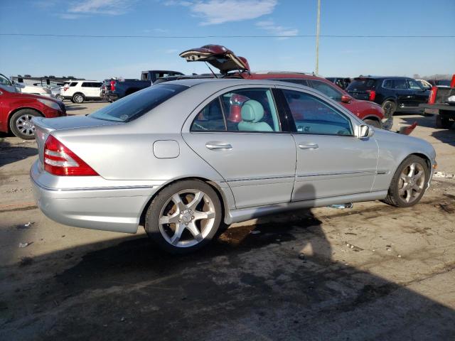 WDBRF52H87E025732 - 2007 MERCEDES-BENZ C 230 SILVER photo 3