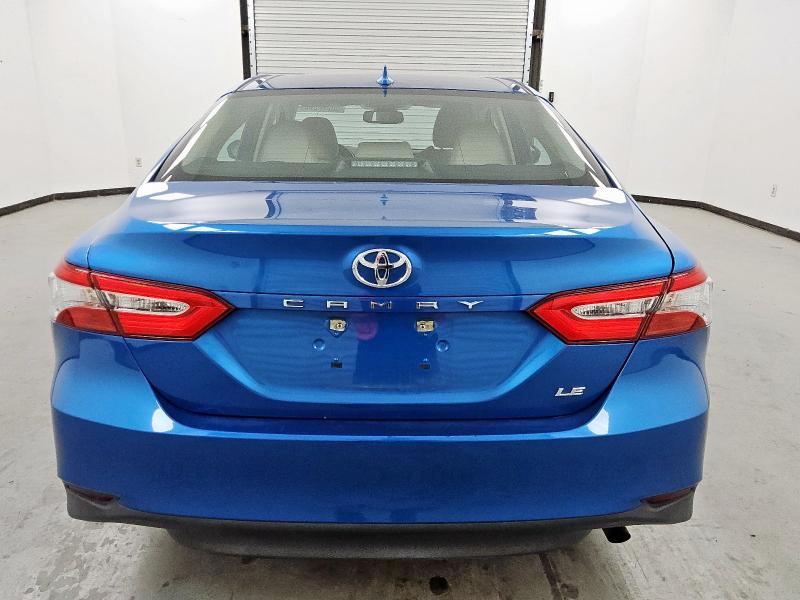 4T1L11AK6LU385427 - 2020 TOYOTA CAMRY LE BLUE photo 6